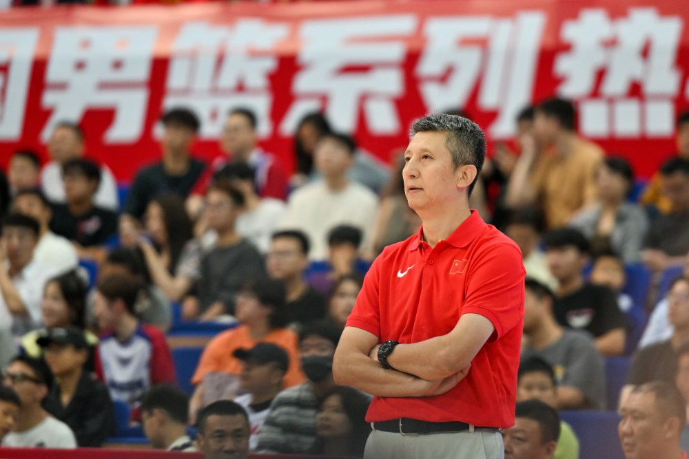 九游体育-关于中国男篮球队已启程前往西班牙开启欧洲拉练的信息