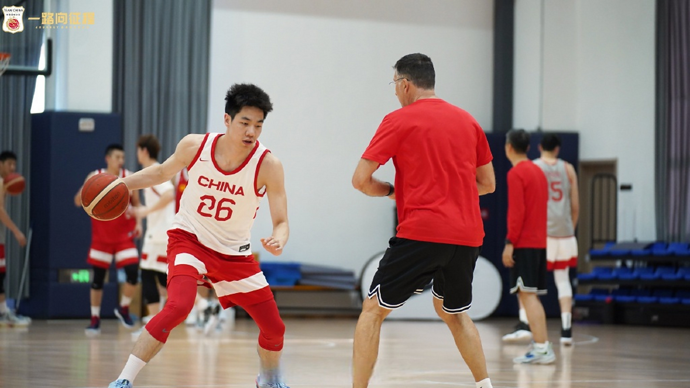 关于中国男篮球队已启程前往西班牙开启欧洲拉练的信息
