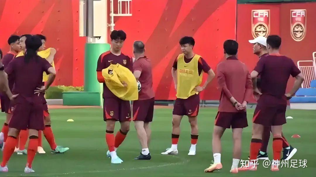 九游体育-包含尴尬！国足面对日本已27年不胜总战绩为6平11负的词条