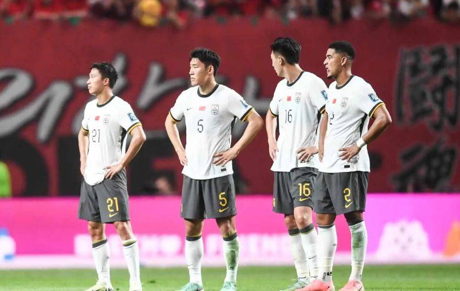 一场2-1绝杀，让中国队争冠起死回生，还送亚洲冠军2连败垫(21决赛是什么意思)