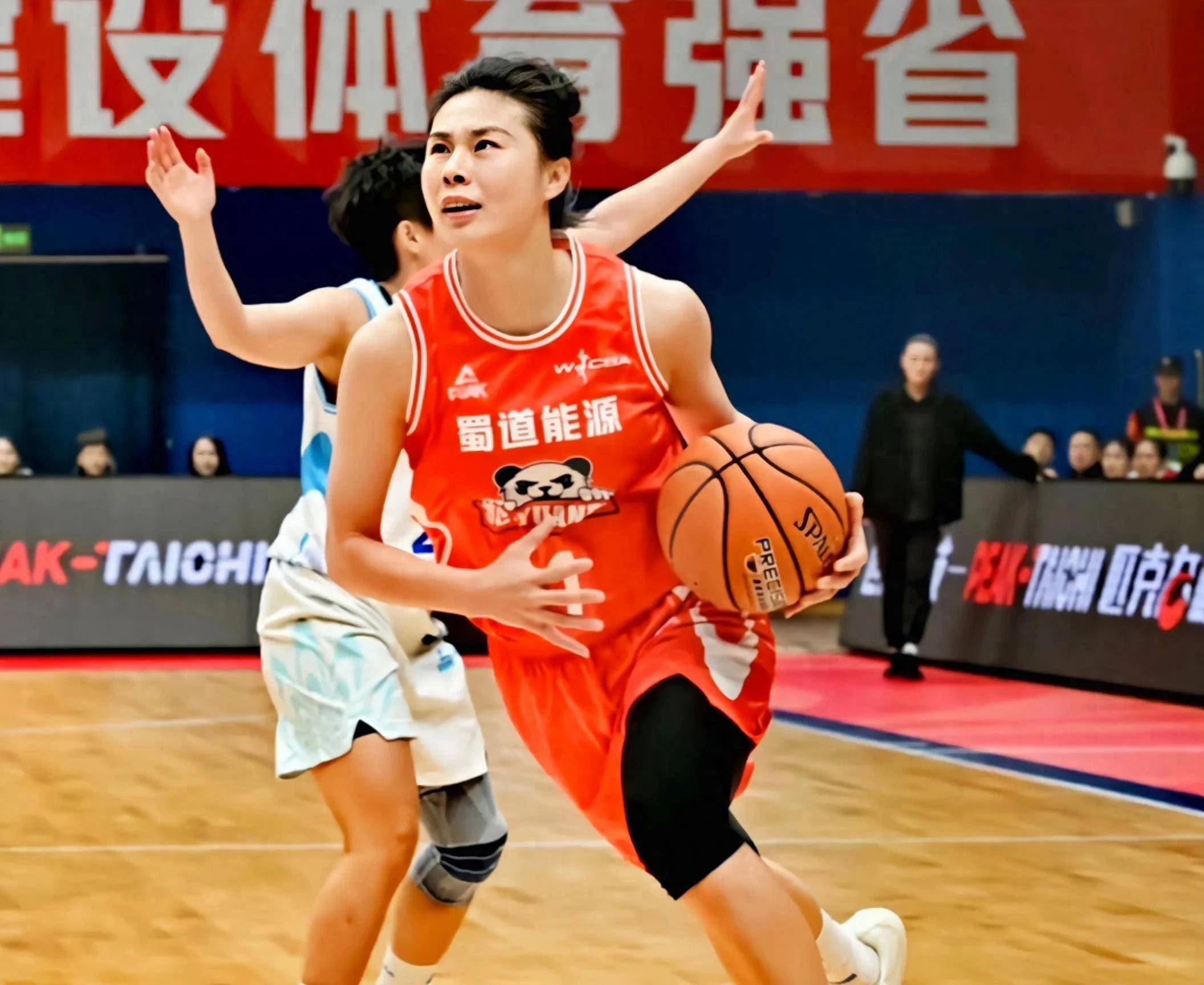 九游体育-包含亚洲杯-王思雨19+7+7中国女篮擒韩国摘铜的词条
